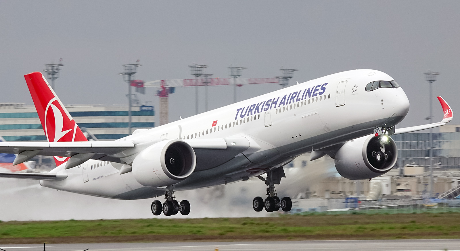 Turkish Airlines aircraft resumes direct flights between Istanbul and Sulaymaniyah, Iraq